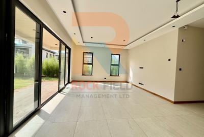 4 Bed Townhouse with En Suite in Loresho - 2