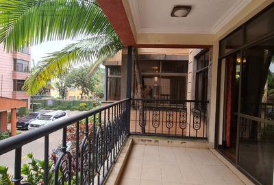 1 Bed Apartment with En Suite at Kilimani - 3
