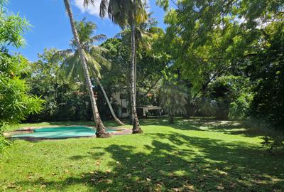 4 Bed Townhouse with Swimming Pool at Neem Road - 2