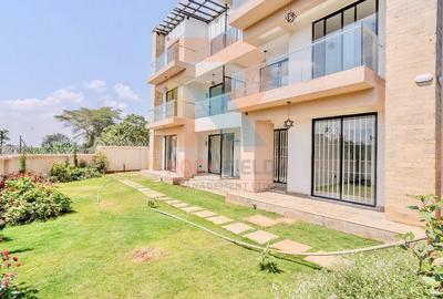 2 Bed Apartment with En Suite in Runda
