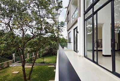 6 Bed Villa with En Suite at Peponi Road - 4