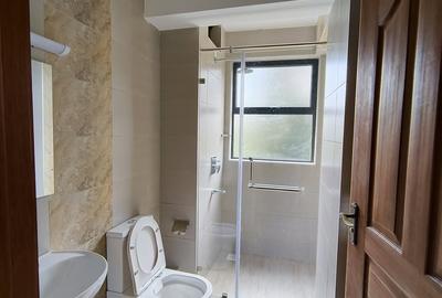 Serviced 2 Bed Apartment with En Suite in Kileleshwa - 2
