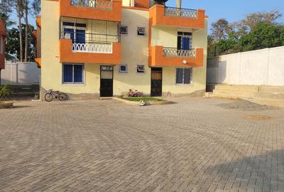 3 Bed Apartment with En Suite in Nyali Area - 2