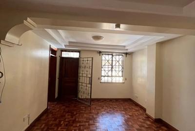 5 Bed Townhouse with En Suite in Kileleshwa - 4