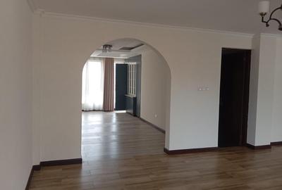 5 Bed Apartment with En Suite at Spring Valley - 3