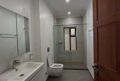 5 Bed Townhouse with En Suite in Kileleshwa - 4