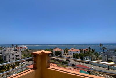 3 Bed Apartment with En Suite in Nyali Area - 2