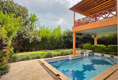 5 Bed Townhouse with En Suite at Lavington Green