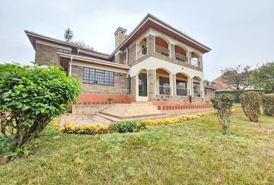 5 Bed House with En Suite in Runda