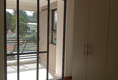 2 Bed Apartment with En Suite in Westlands Area - 4