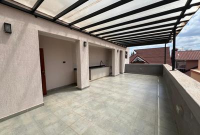 4 Bed House with En Suite at Membley - 3
