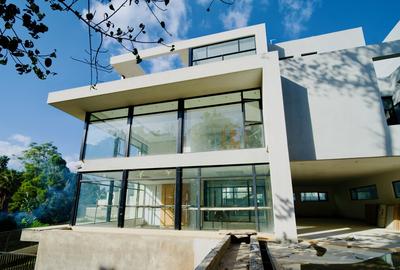 5 Bed Villa with En Suite at 2026-187 * 11.07 - 2