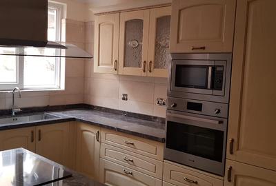 5 Bed House with Staff Quarters in Kilimani - 4