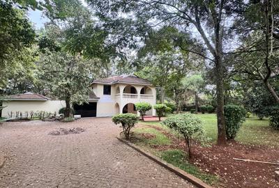 4 Bed House with En Suite at Karen - 2