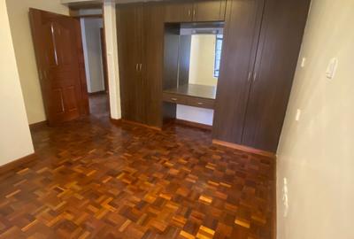 2 Bed Apartment with En Suite at Kindaruma Road - 3