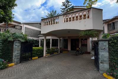 4 Bed Townhouse with En Suite in Lavington - 3