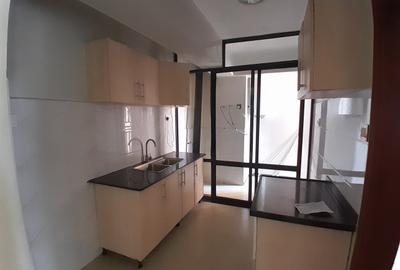 2 Bed Apartment with En Suite in Kilimani - 3
