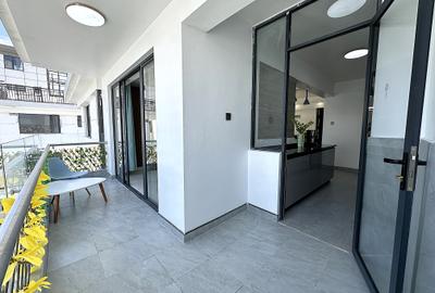 2 Bed Apartment with En Suite at Riverside Lane - 4