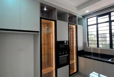 5 Bed House with En Suite at Ruiru - 4