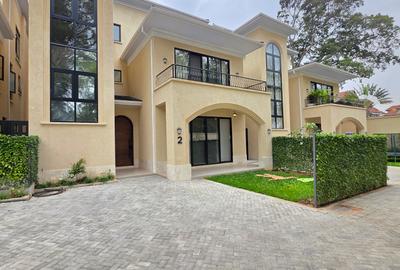 5 Bed Townhouse with En Suite at Lavington Green - 2