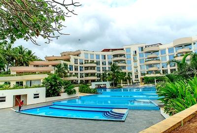 Serviced 3 Bed Apartment with En Suite in Shanzu - 4