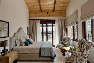 4 Bed Villa with En Suite in Runda - 3