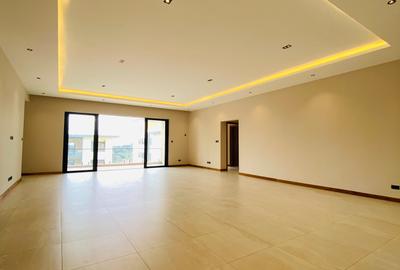 4 Bed Apartment with En Suite in Loresho