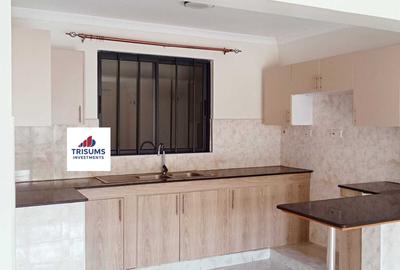 2 Bed Apartment with En Suite in Brookside - 2