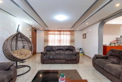 3 Bed Apartment with En Suite in Parklands