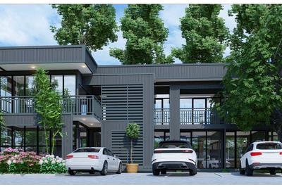 2,900 ft² Commercial Property with Service Charge Included in Lavington - 3