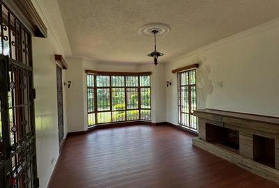 5 Bed House with En Suite in Runda - 3