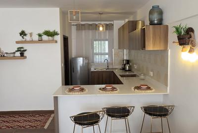 Serviced 2 Bed Apartment with En Suite at Two Rivers - 3