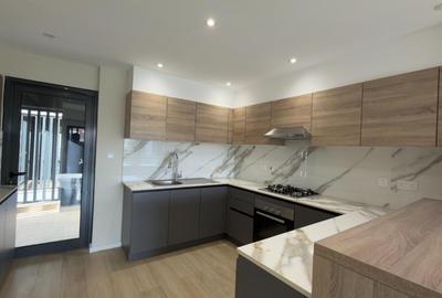 2 Bed Apartment with En Suite in Riverside - 4