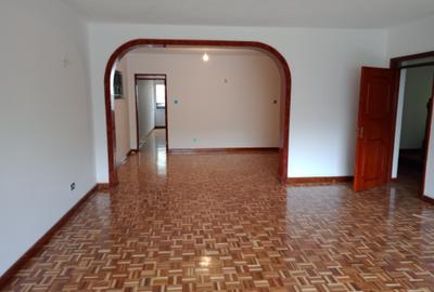 4 Bed Townhouse with En Suite at Lavington Green - 3