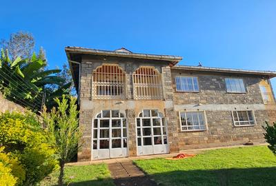 5 Bed House with En Suite at Seketo Court Area