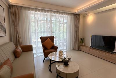 Studio Apartment with En Suite in Lavington - 2