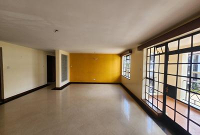 3 Bed Apartment with En Suite at Valley Arcade - 4
