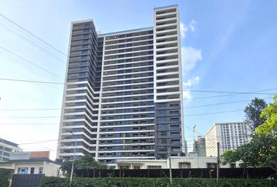 1 Bed Apartment with En Suite at Westlands Road - 2