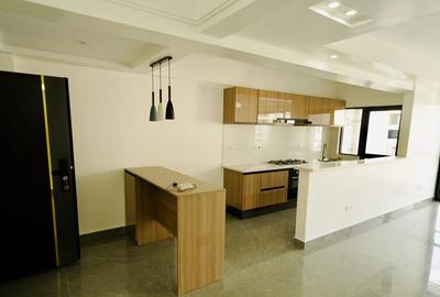2 Bed Apartment with En Suite at 2026-383