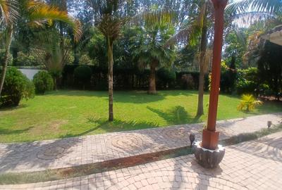 4 Bed House with En Suite at Karen - 3