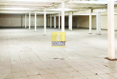 Warehouse in Industrial Area - 4