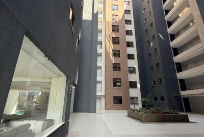 Serviced 2 Bed Apartment with En Suite at Brookside Drive - 4