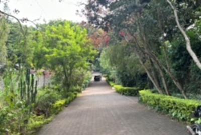 0.5 ac Residential Land in Kitisuru - 2
