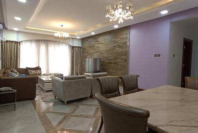 3 Bed Apartment with Swimming Pool at Hurlingham - 2