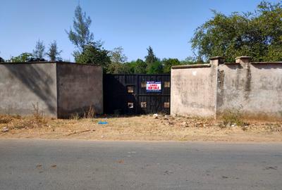 Land in Kikambala - 4