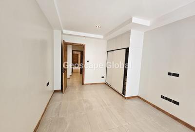4 Bed Apartment with En Suite in Westlands Area - 3