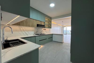 3 Bed Apartment with En Suite in Parklands - 3
