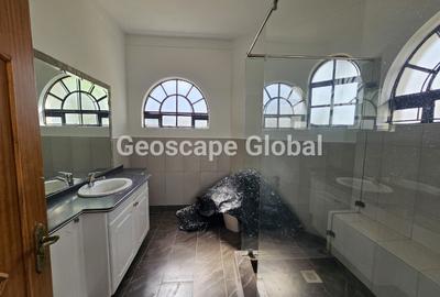 5 Bed House with En Suite in Thigiri - 4