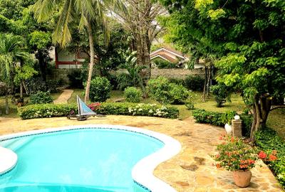 4 Bed House with En Suite at Diani Beach - 2