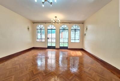 5 Bed Townhouse with En Suite in Riverside - 4
